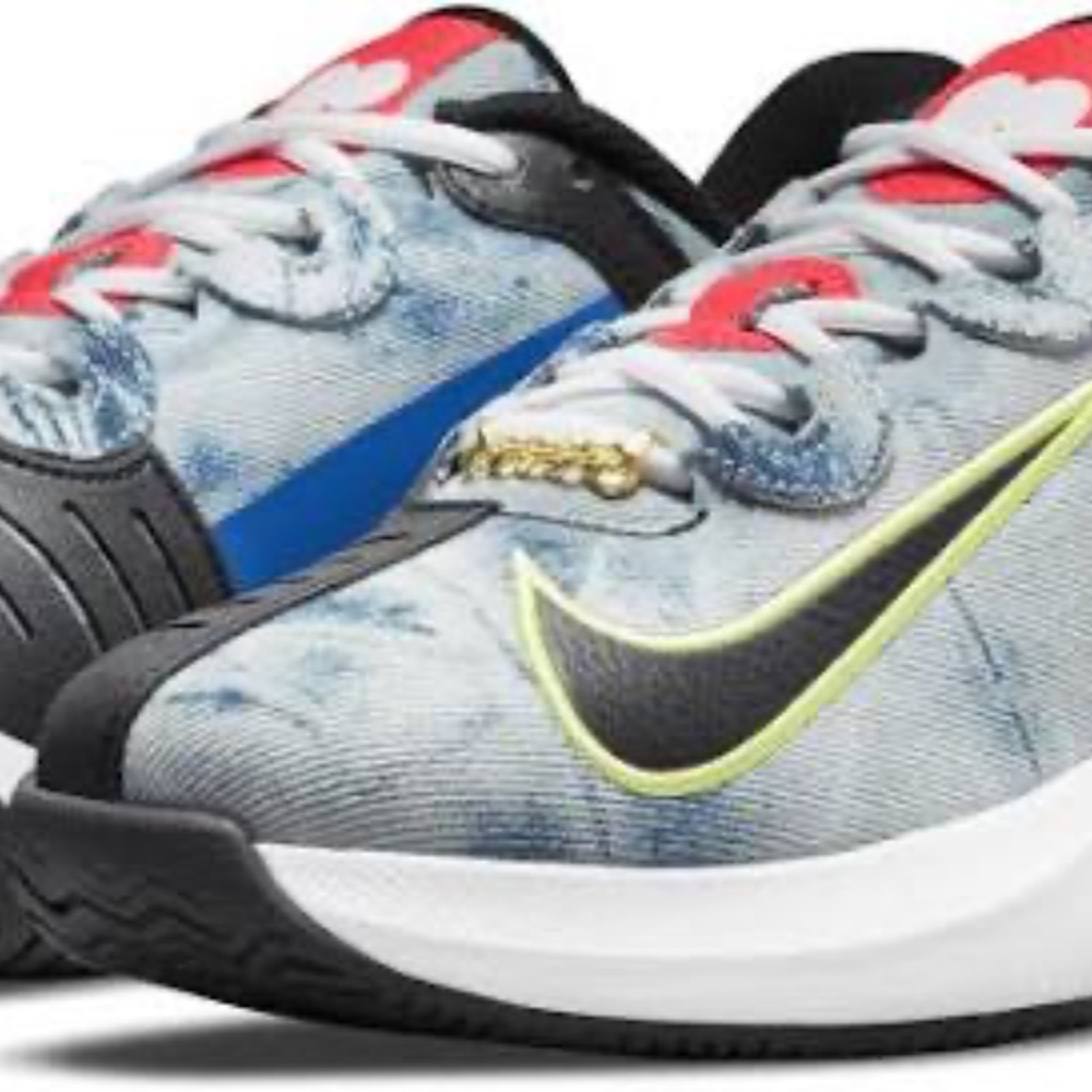 Nike Women's Naomi Osaka Air Zoom GP Turbo Tennis Shoes